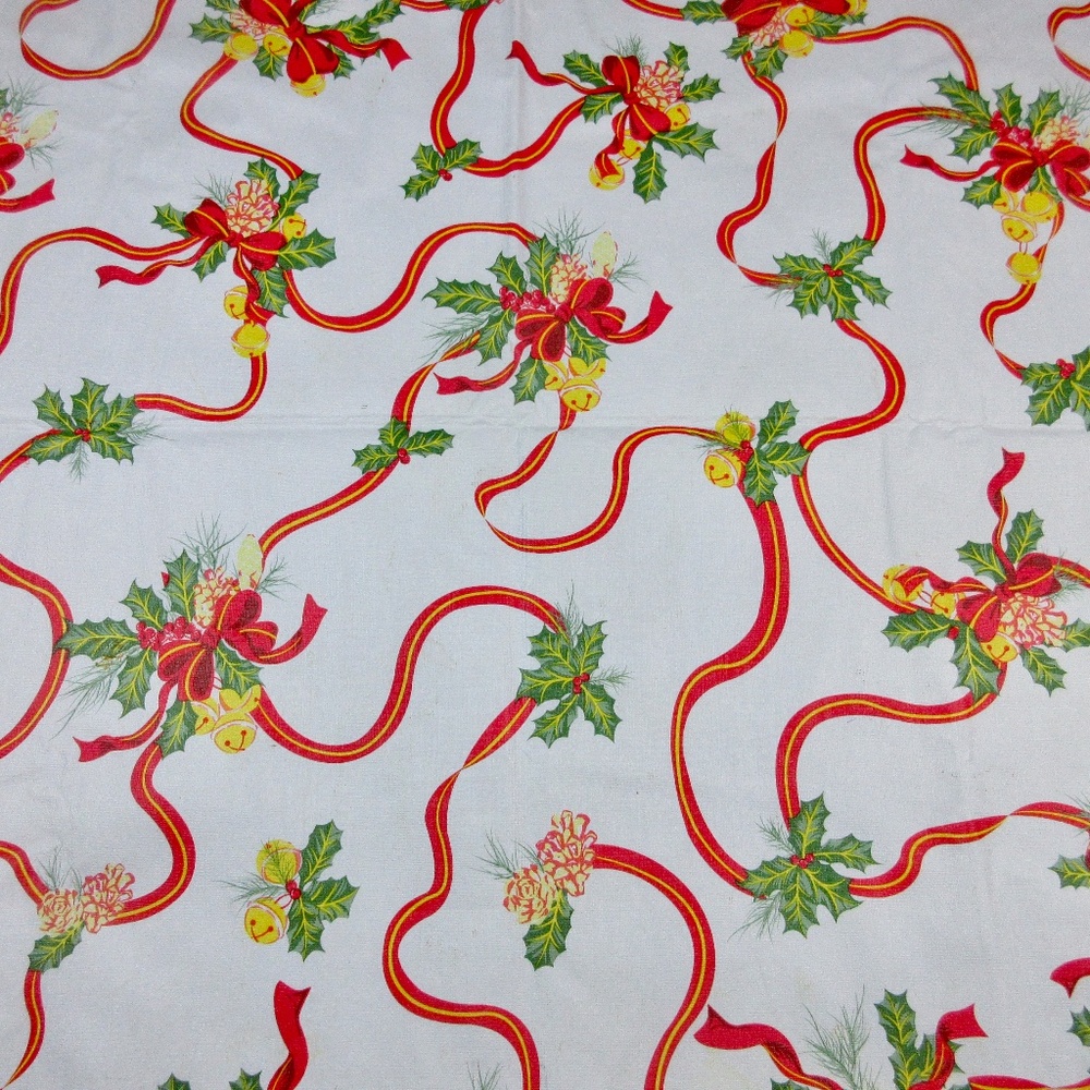 Vintage Christmas Vinyl Tablecloth Large Oval Kids Table